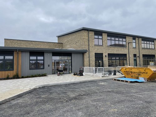 A photo of the exterior of Warden Hill Primary School